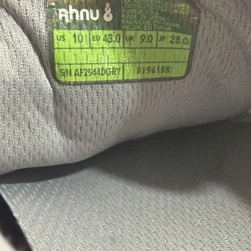 Ahnu Mens Suede Walking Shoes Grey Size 10 AF1404